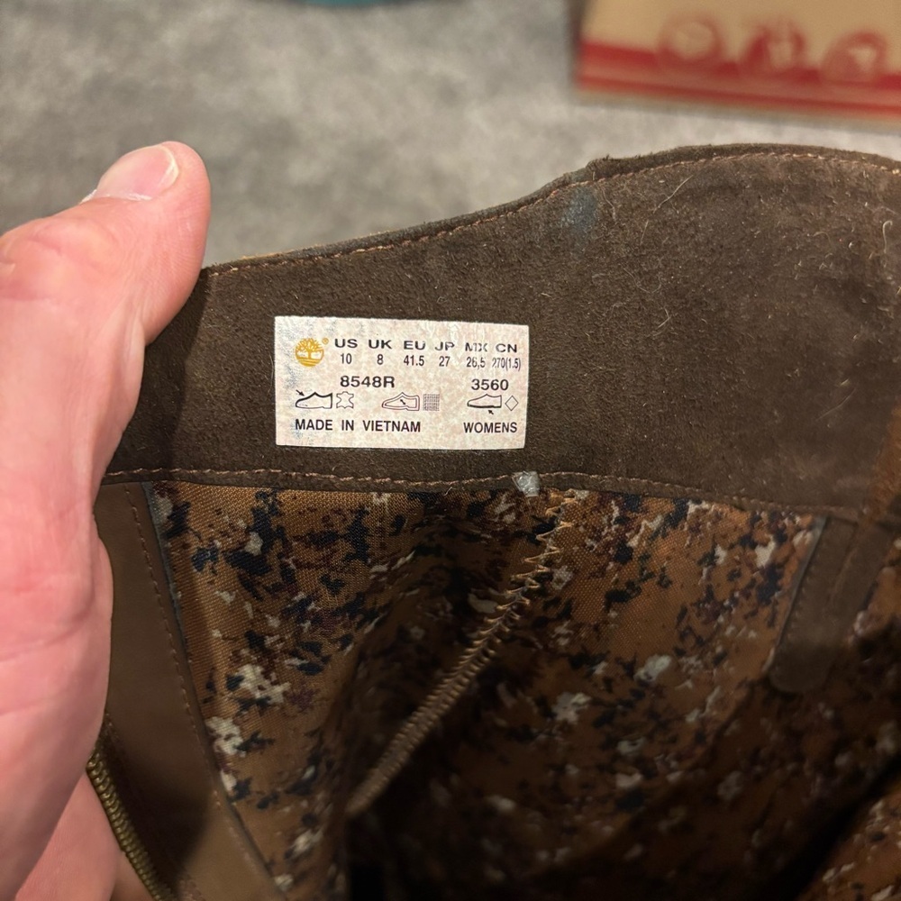 Women’s Timberland Tan Leather Boots - Picture 6 of 8